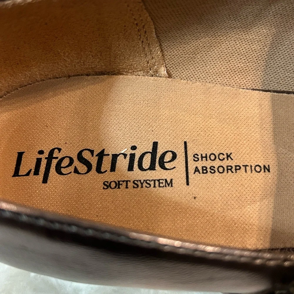 Life Stride Metallic Pewter buckle strap Mary Jane flat women’s size 7M - Picture 4 of 13